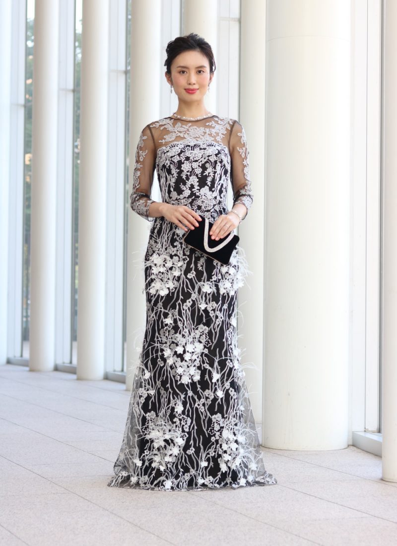 マザードレスレンタル｜RMD-033：Faye Won（フェイ・ウォン）【インポート】ブラック×ホワイト刺繍Dress