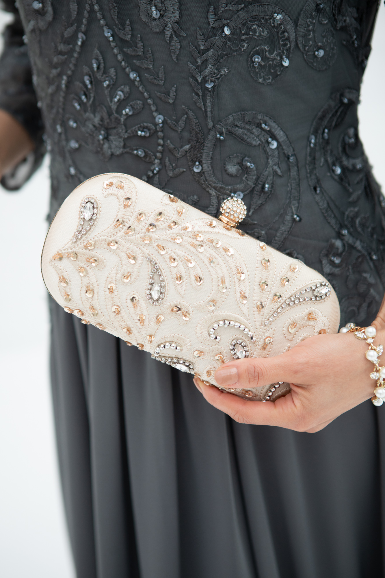 RMD-071 ノア・キャンベル グレーシフォンギャザーフィット＆フレアDress バッグ