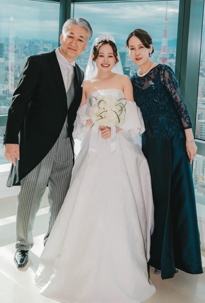 新郎母ドレス　新婦母ドレス　マザードレス　ママドレス マザーズドレス　結婚式母ドレス　母親ドレス　ヘアスタイル　ヘアアレンジ　ヘアセット