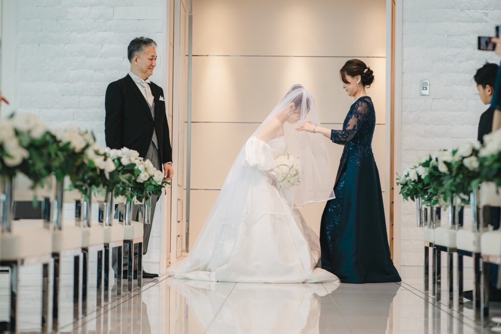 新郎母ドレス　新婦母ドレス　マザードレス　ママドレス マザーズドレス　結婚式母ドレス　母親ドレス　ヘアスタイル　ヘアアレンジ　ヘアセット