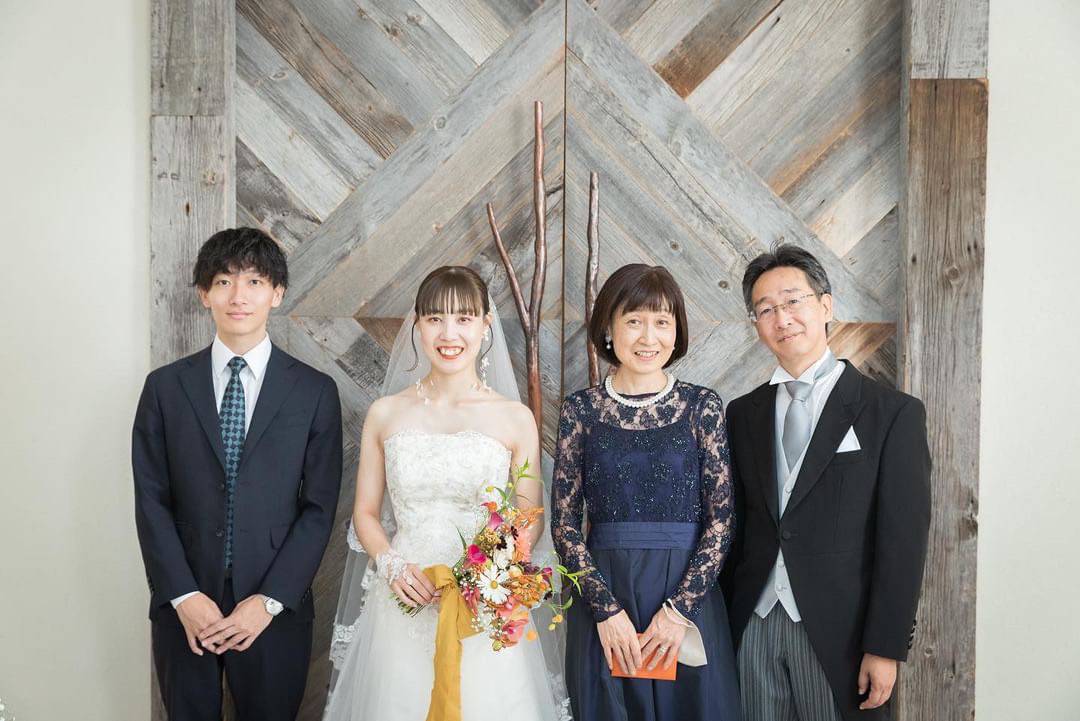 新郎母ドレス　新婦母ドレス　マザードレス　ママドレス マザーズドレス　結婚式母ドレス　母親ドレス　ヘアスタイル　ヘアアレンジ　ヘアセット