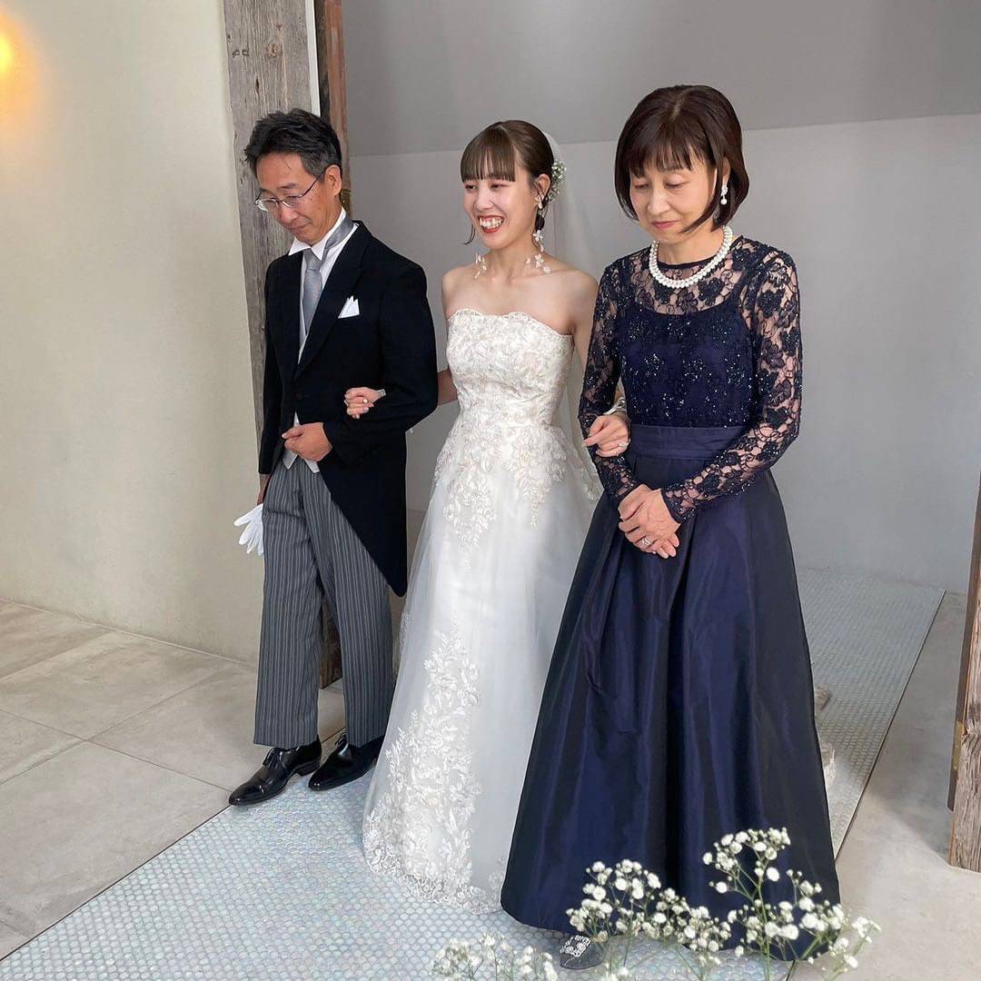 新郎母ドレス　新婦母ドレス　マザードレス　ママドレス マザーズドレス　結婚式母ドレス　母親ドレス　ヘアスタイル　ヘアアレンジ　ヘアセット