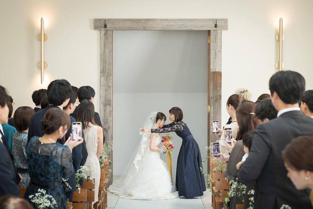 新郎母ドレス　新婦母ドレス　マザードレス　ママドレス マザーズドレス　結婚式母ドレス　母親ドレス　ヘアスタイル　ヘアアレンジ　ヘアセット