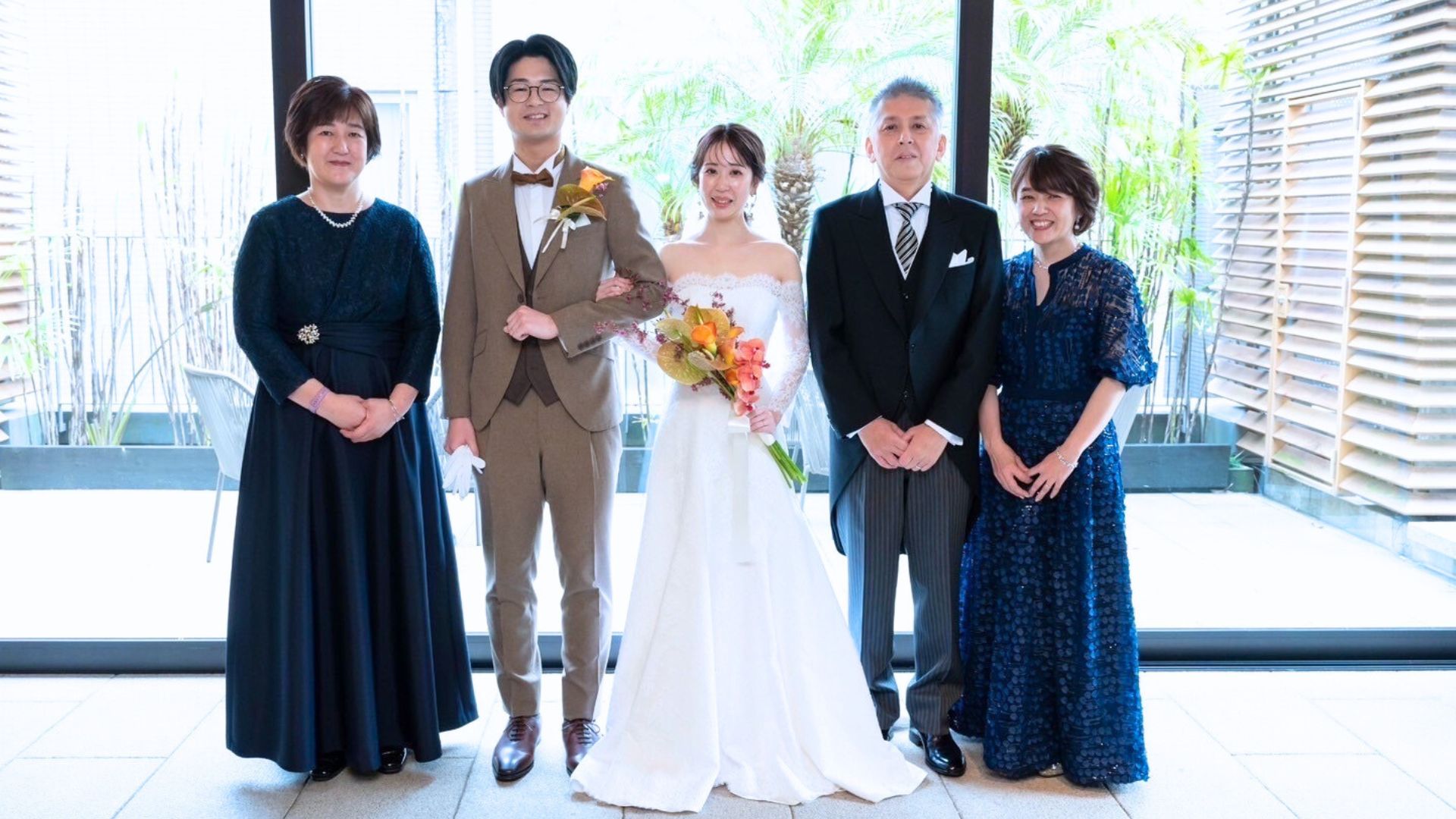 楽しい時間をより一層盛り上げてくれた、素敵な衣装」 | [新郎新婦の