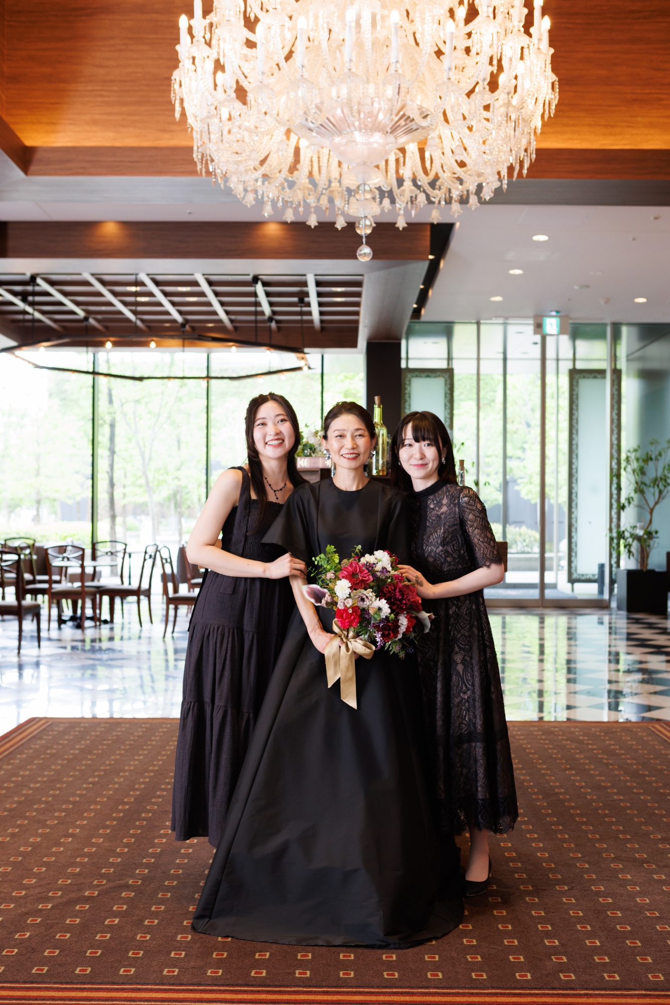 新郎母ドレス　新婦母ドレス　マザードレス　ママドレス マザーズドレス　結婚式母ドレス　母親ドレス　ヘアスタイル　ヘアアレンジ　ヘアセット