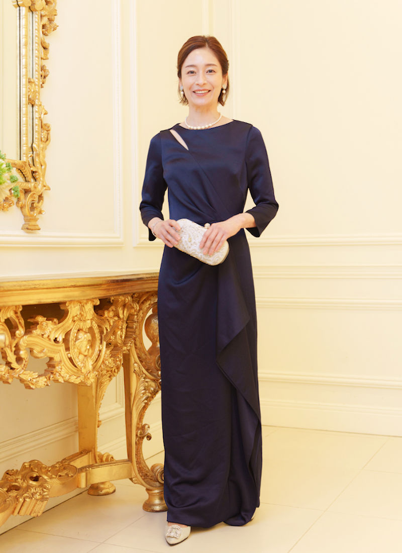 RMD-128 : Etoile Navy（エトワール・ネイビー）【インポート】ネイビーデコルテスリットストレートDress