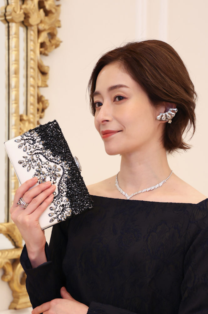 新郎母ドレス　新婦母ドレス　マザードレス　ママドレス マザーズドレス　結婚式母ドレス　母親ドレス　ヘアスタイル　ヘアアレンジ　ヘアセット