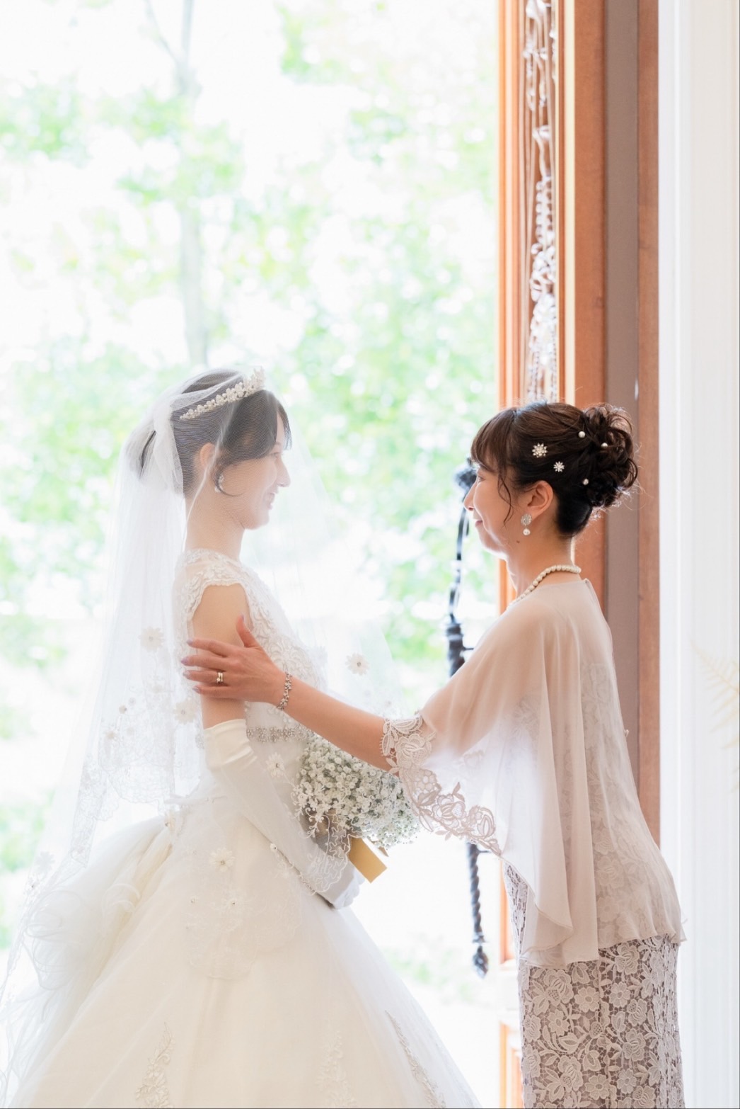 新郎母ドレス　新婦母ドレス　マザードレス　ママドレス マザーズドレス　結婚式母ドレス　母親ドレス　ヘアスタイル　ヘアアレンジ　ヘアセット