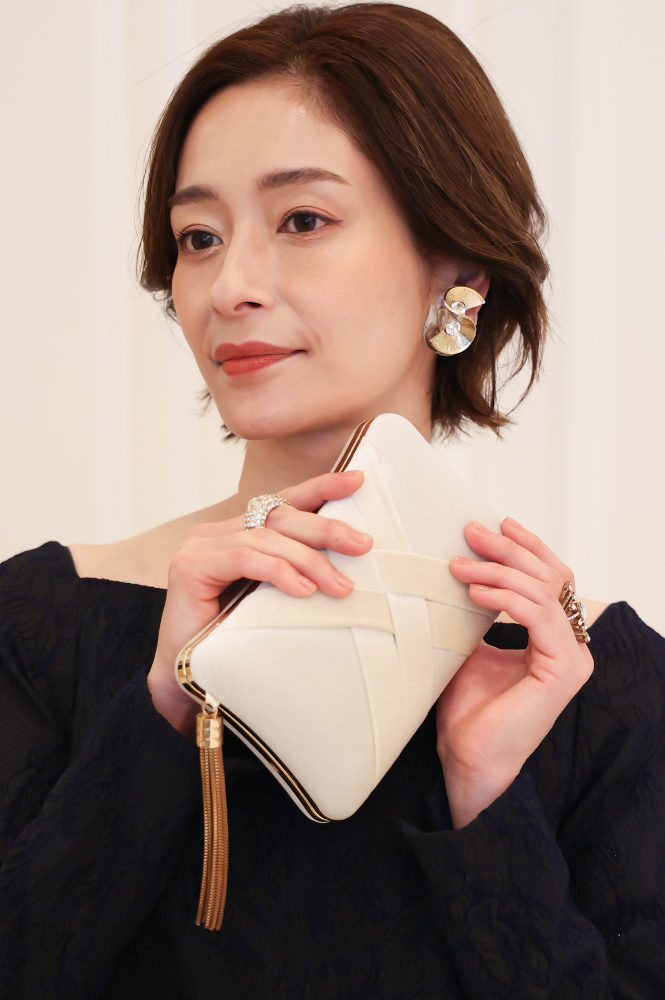 新郎母ドレス　新婦母ドレス　マザードレス　ママドレス マザーズドレス　結婚式母ドレス　母親ドレス　ヘアスタイル　ヘアアレンジ　ヘアセット