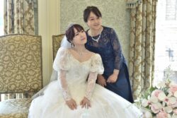 新郎母ドレス　新婦母ドレス　マザードレス　ママドレス マザーズドレス　結婚式母ドレス　母親ドレス　ヘアスタイル　ヘアアレンジ　ヘアセット