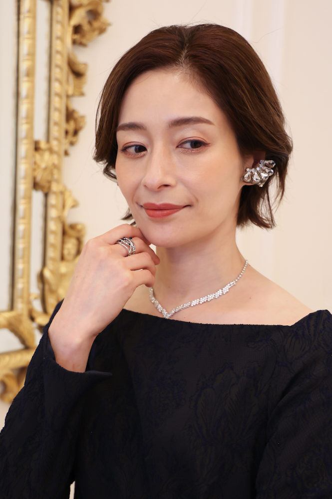 新郎母ドレス　新婦母ドレス　マザードレス　ママドレス マザーズドレス　結婚式母ドレス　母親ドレス　ヘアスタイル　ヘアアレンジ　ヘアセット