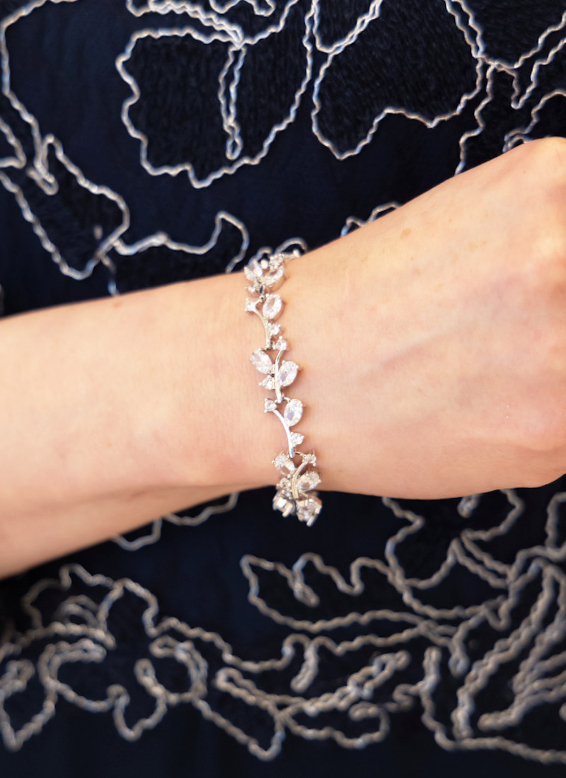 新郎母ドレス　新婦母ドレス　マザードレス　ママドレス マザーズドレス　結婚式母ドレス　母親ドレス　ヘアスタイル　ヘアアレンジ　ヘアセット