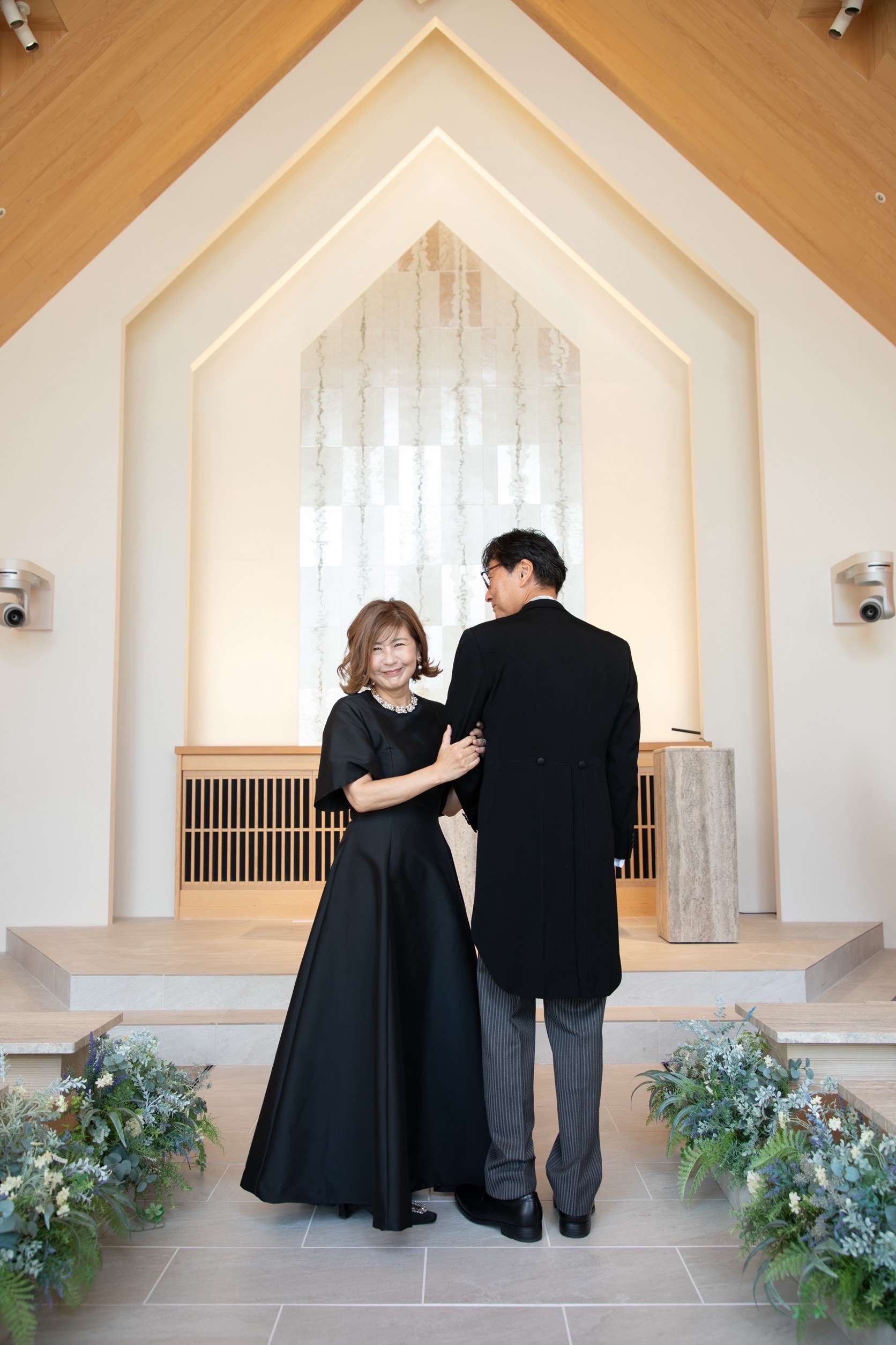 新郎母ドレス　新婦母ドレス　マザードレス　ママドレス マザーズドレス　結婚式母ドレス　母親ドレス　ヘアスタイル　ヘアアレンジ　ヘアセット