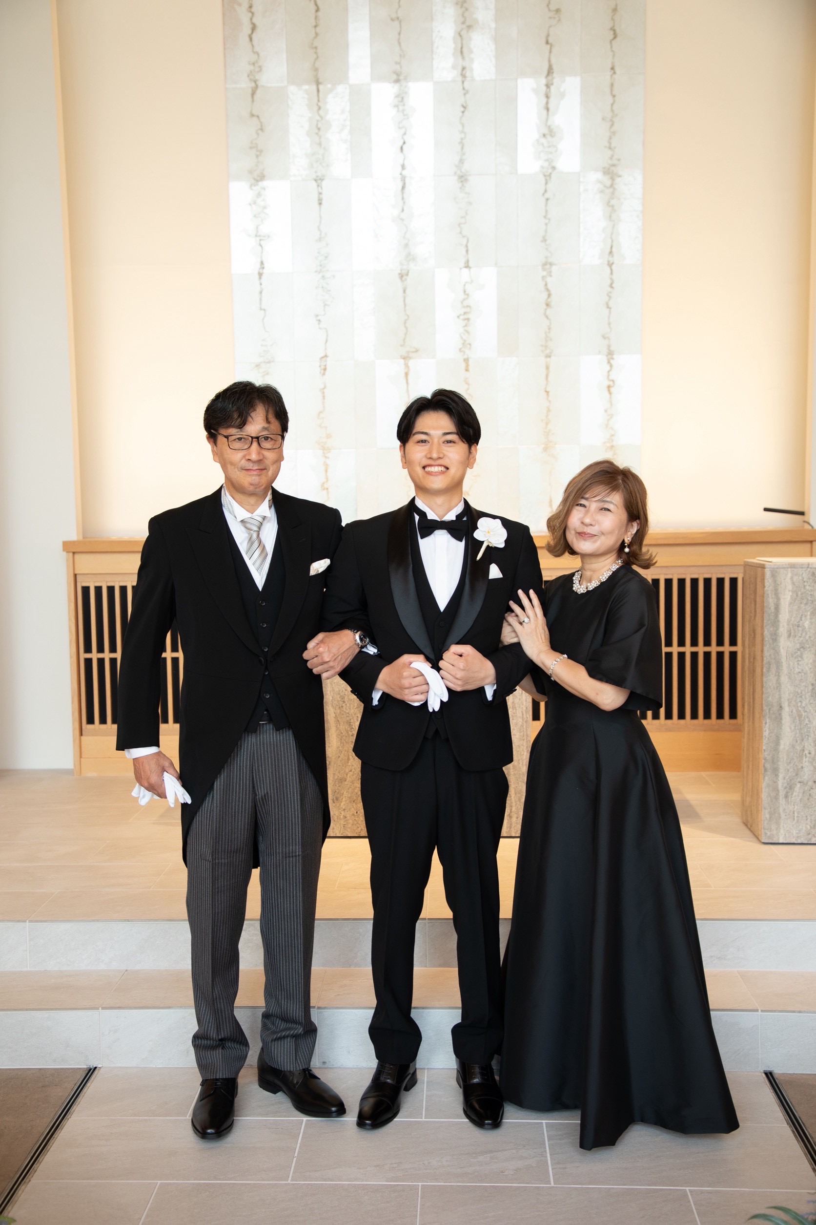 新郎母ドレス　新婦母ドレス　マザードレス　ママドレス マザーズドレス　結婚式母ドレス　母親ドレス　ヘアスタイル　ヘアアレンジ　ヘアセット