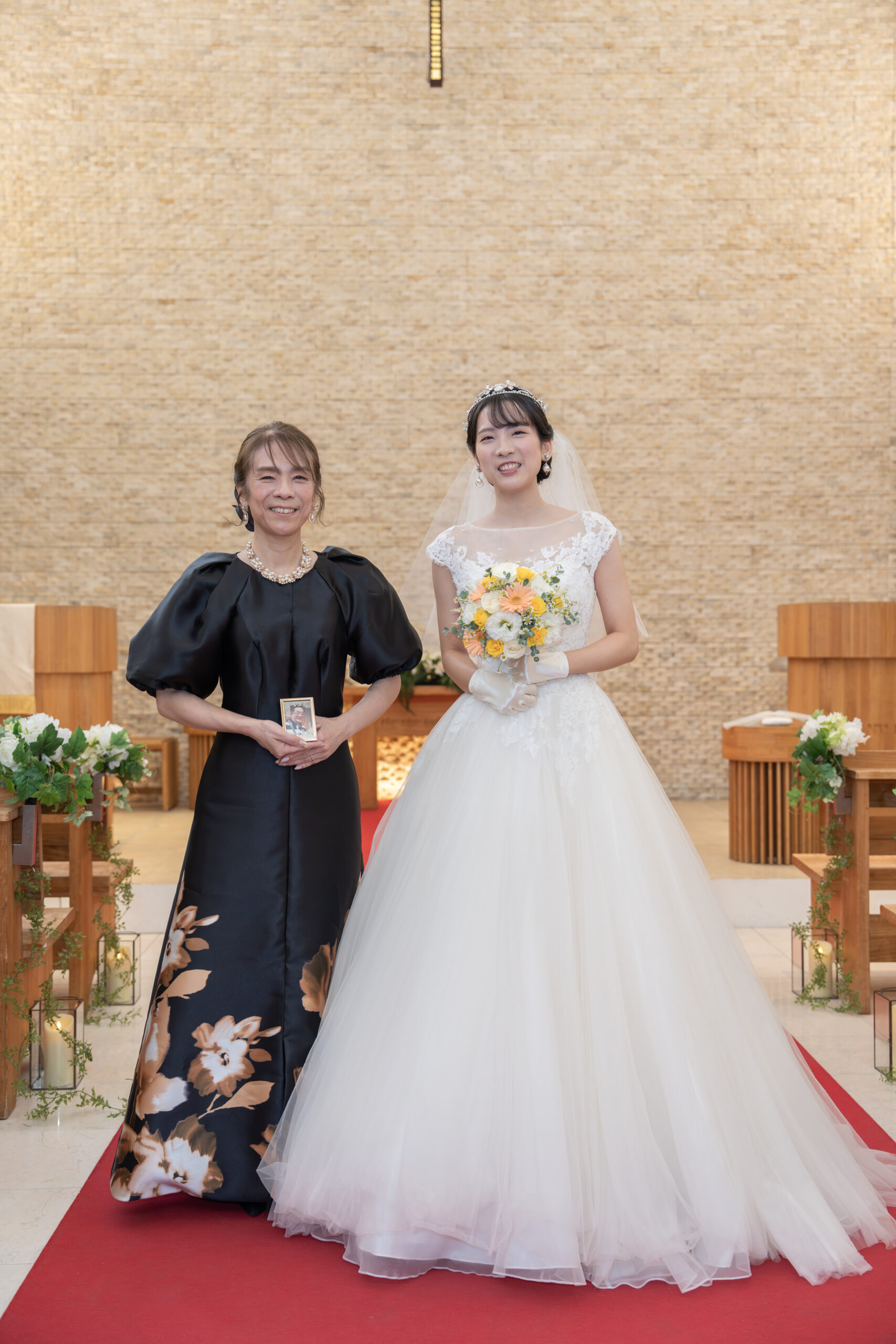 結婚式で母親が着るブラックのマザードレス（FANTADRESSレンタル）